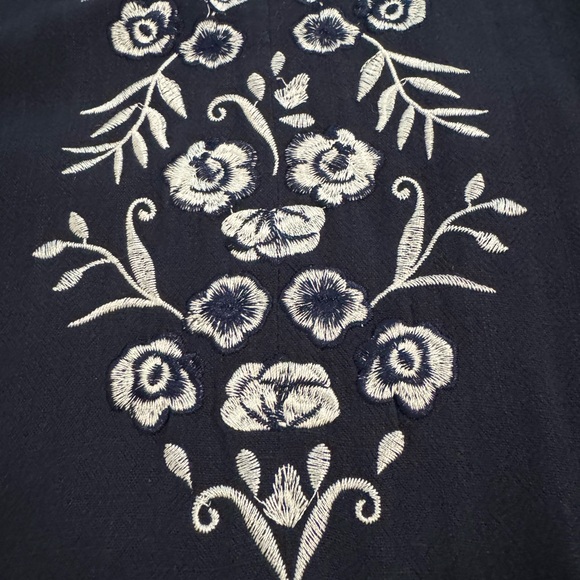 Isle of Mine embroidered navy rayon linen blend boho midi dress NWT M/L - Picture 6 of 12